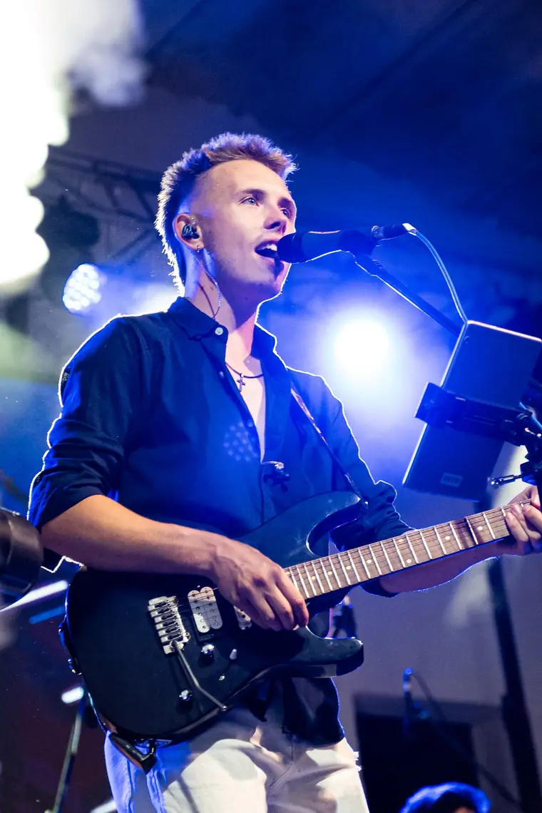 David Križmančič, harmonika, kitara in vokal